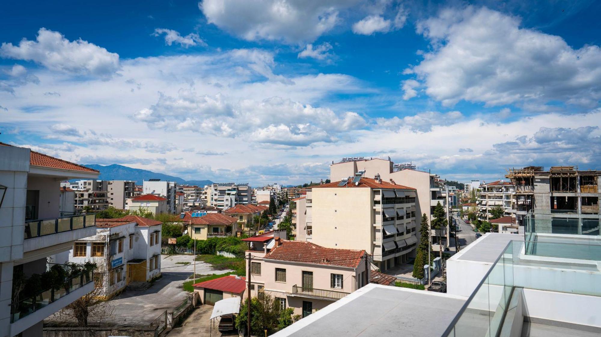 White Luxury Apartment Τρίκαλα Εξωτερικό φωτογραφία