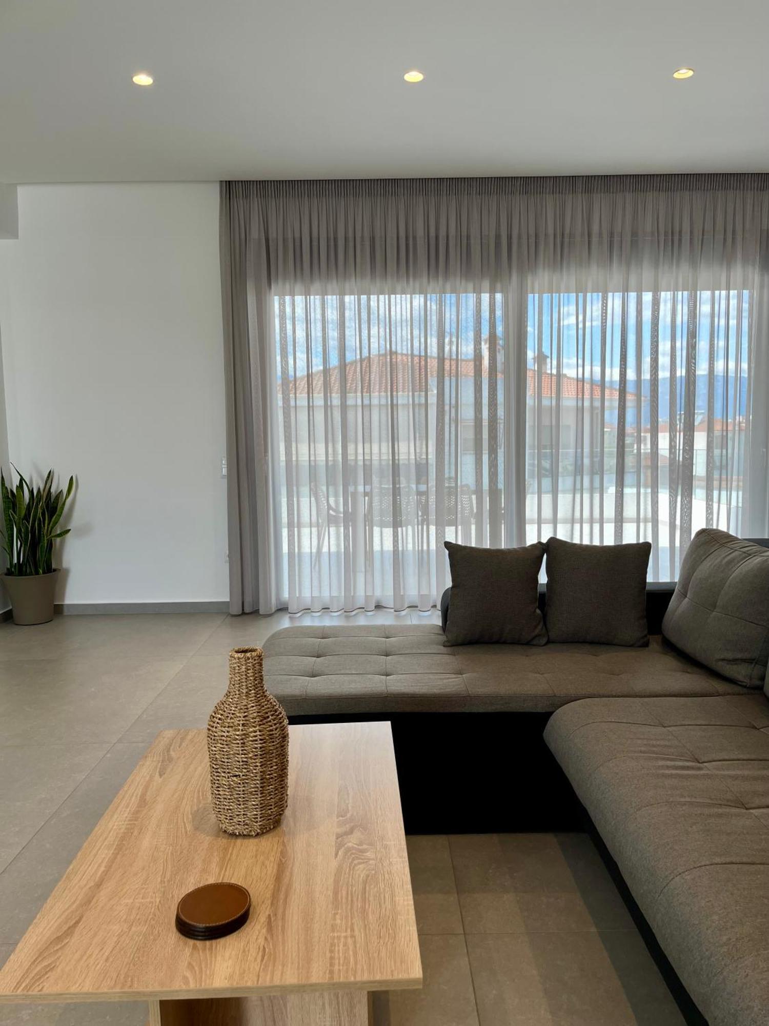 White Luxury Apartment Τρίκαλα Εξωτερικό φωτογραφία